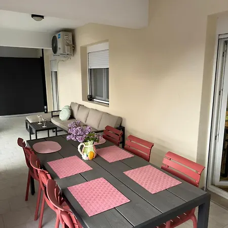 Zeusplace Stylish Living Lejlighed *