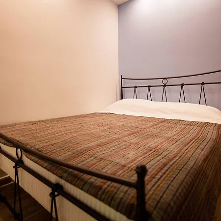 Zeusplace Stylish Living