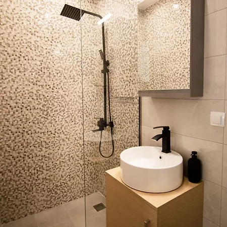 Zeusplace Stylish Living *
