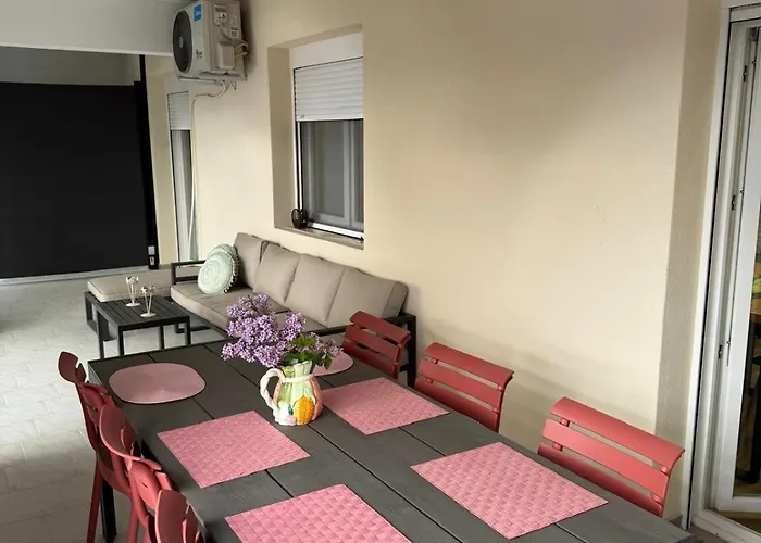 Zeusplace Stylish Living Daire *